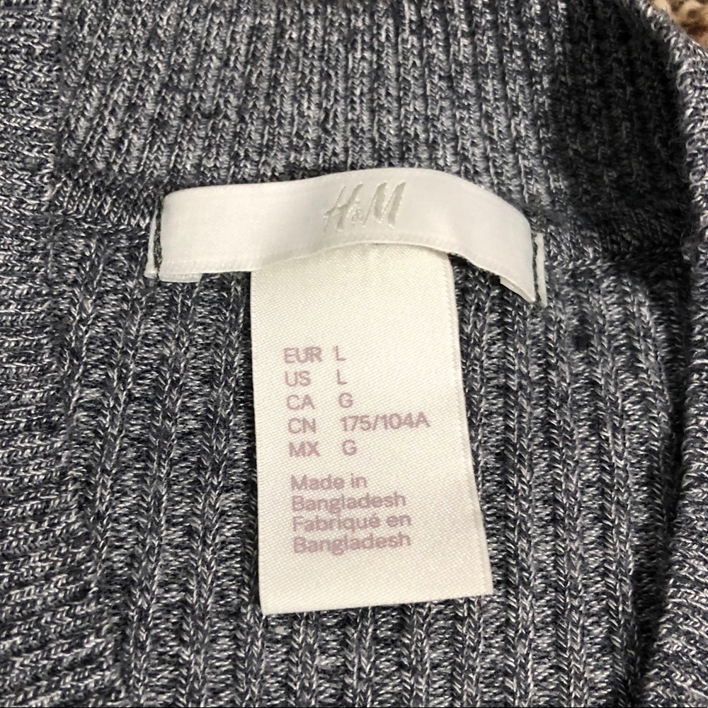 H&M Cold Shoulder Sweater - Picture 2 of 4